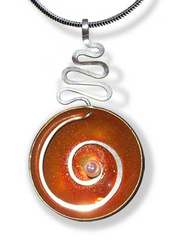 Hypnotic Pendant (Orange with Pearl)