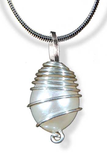 Pearl Orbit Pendant