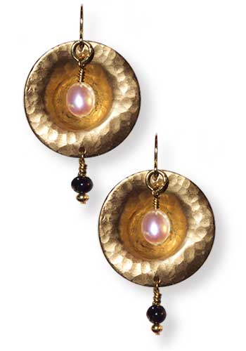 Tympani Earrings (Pearl-Onyx)