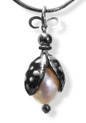 Yearnings Pendant (Silver)